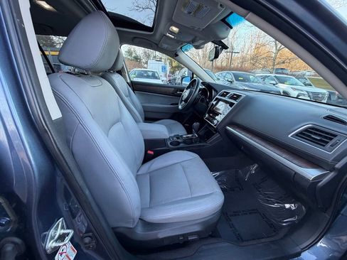 Used 2018 Subaru Outback 2.5i Limited AWD/4WD image 30