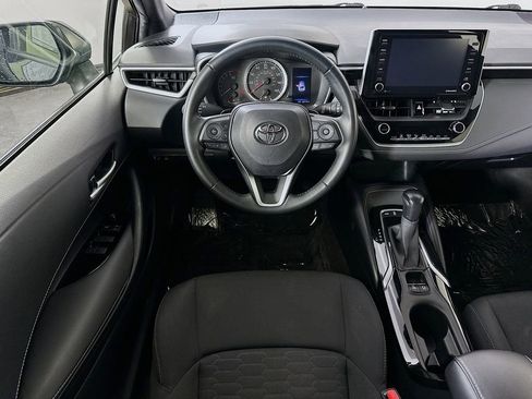 Used 2022 Toyota Corolla SE FWD image 4