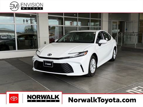 New 2026 Toyota Camry LE FWD image 1
