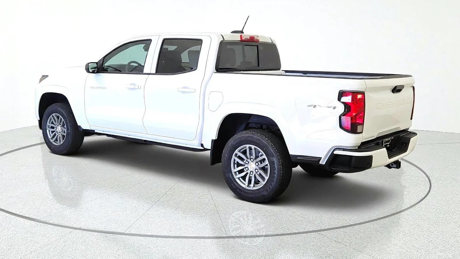 New 2026 Chevrolet Colorado LT w/ Advanced Trailering Package AWD/4WD image 6