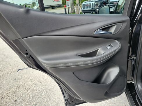 Used 2023 Buick Encore GX Preferred FWD image 23