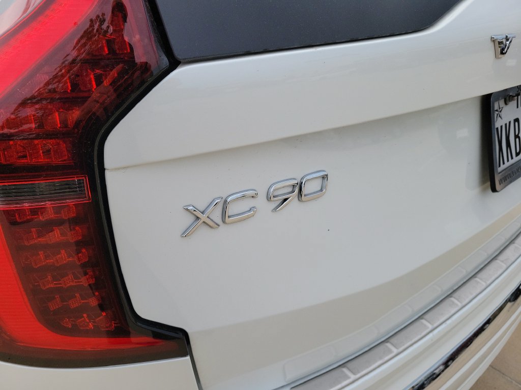 Used 2026 Volvo XC90 B5 Plus w/ Protection Package Premier AWD/4WD image 8