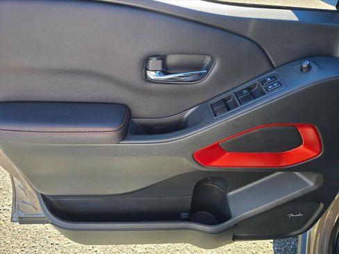 Used 2023 Nissan Frontier PRO-4X w/ Pro-4X Premium Package image 11