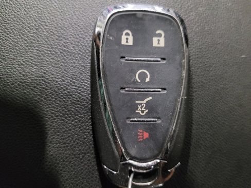 Used 2019 Chevrolet Equinox LT AWD/4WD image 32
