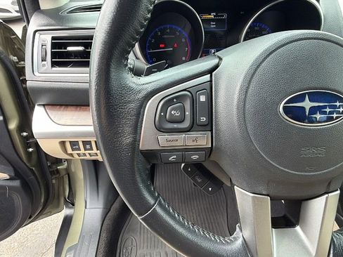 Used 2017 Subaru Outback 2.5i Limited image 28