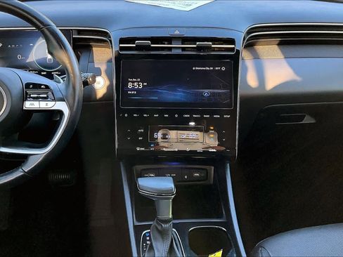 Used 2023 Hyundai Santa Cruz Limited image 7