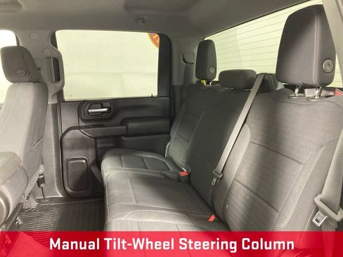 Used 2022 Chevrolet Silverado 2500 Custom w/ Custom Convenience Package AWD/4WD image 17