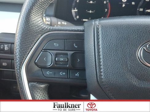 Certified 2024 Toyota Tacoma TRD Off-Road AWD/4WD image 20