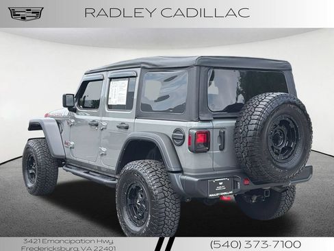 Used 2021 Jeep Wrangler Unlimited Rubicon w/ Cold Weather Group AWD/4WD image 18
