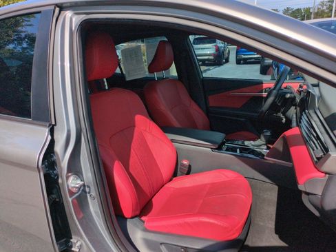 Used 2025 Toyota Camry XSE FWD image 28