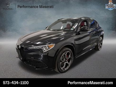 Used 2023 Alfa Romeo Stelvio Veloce AWD/4WD image 1