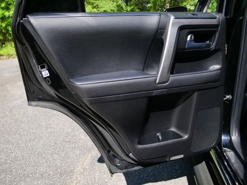 Used 2023 Toyota 4Runner Limited image 28