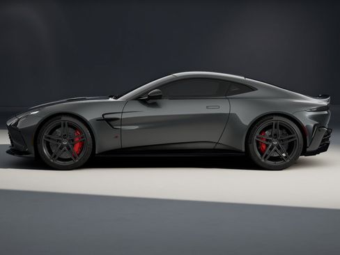 New 2026 Aston Martin V8 Vantage S image 3