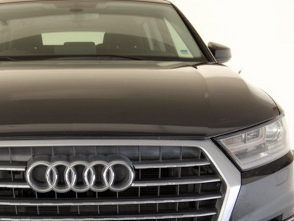 Used 2017 Audi Q7 2.0T Premium AWD/4WD image 12