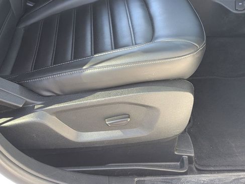 Used 2024 Ford Edge SEL AWD/4WD image 35