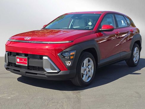 Used 2026 Hyundai Kona SE FWD image 7