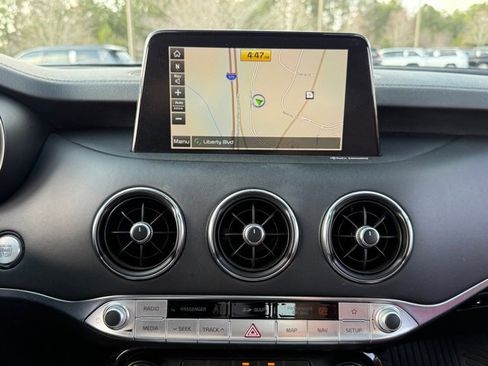 Used 2020 Kia Stinger GT1 image 22