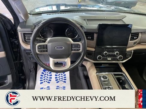 Used 2024 Ford Expedition Limited AWD/4WD image 14