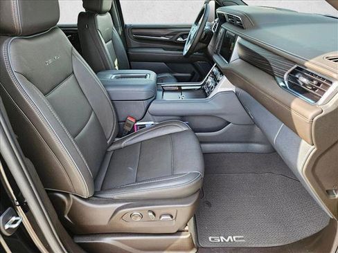 Used 2023 GMC Yukon XL Denali w/ Max Trailering Package AWD/4WD image 21