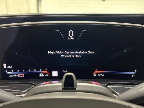 Used 2023 Cadillac Escalade ESV V AWD/4WD image 22