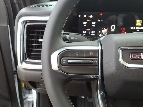 New 2026 GMC Canyon Elevation w/ Convenience Package image 10