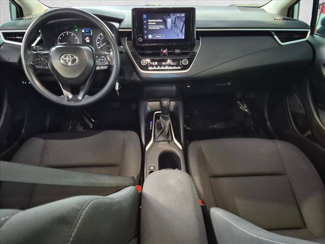 Used 2025 Toyota Corolla LE FWD image 17