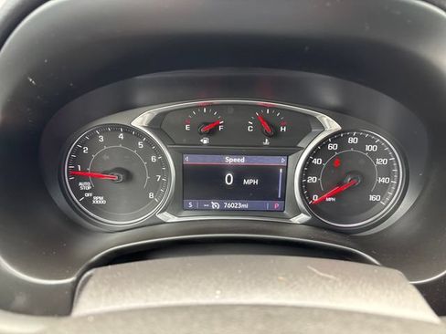 Used 2022 GMC Terrain SLT w/ LPO, Floor Liner Package AWD/4WD image 13
