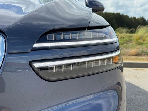New 2026 Genesis GV70 2.5T Advanced AWD/4WD image 10