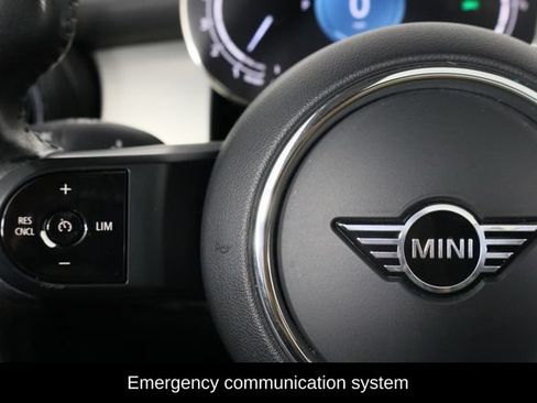Used 2023 MINI Cooper 2-Door Hardtop w/ Signature Upholstery Package FWD image 7