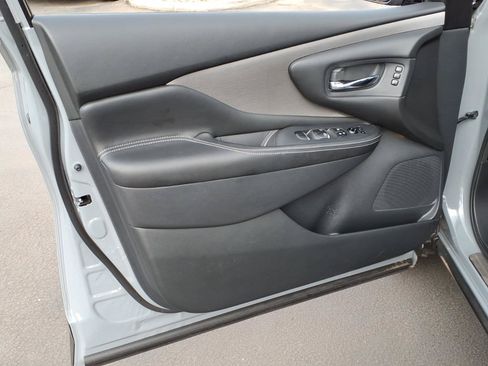 Used 2024 Nissan Murano SL FWD image 13
