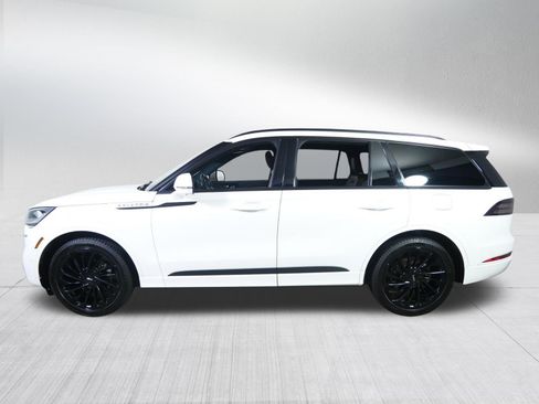 Used 2022 Lincoln Aviator Reserve w/ Equipment Group 201A AWD/4WD image 4