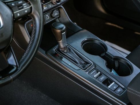 Used 2023 Honda Civic Sport image 14