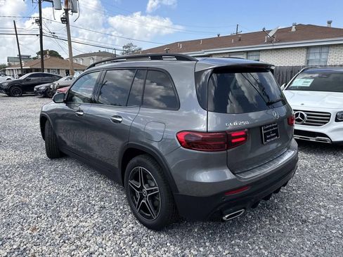 New 2026 Mercedes-Benz GLB 250 image 3