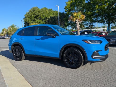 Certified 2026 Honda HR-V Sport image 1