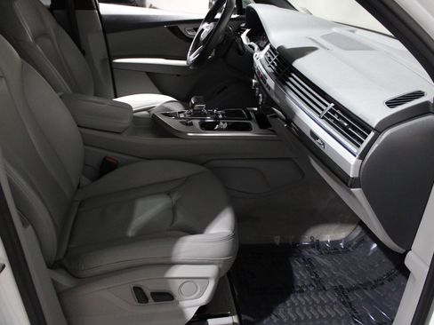 Used 2019 Audi Q7 2.0T Premium w/ Convenience Package image 21