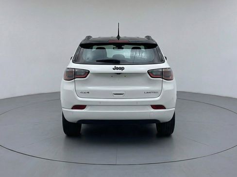 Used 2025 Jeep Compass Limited image 7