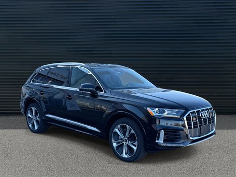 Used 2022 Audi Q7 3.0T Premium Plus w/ Premium Plus Package image 3