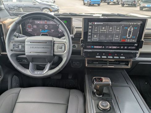 Used 2025 GMC Hummer EV 2X AWD/4WD image 29