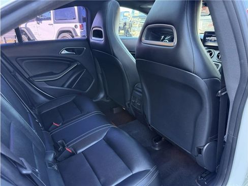 Used 2019 Mercedes-Benz CLA 250 image 26