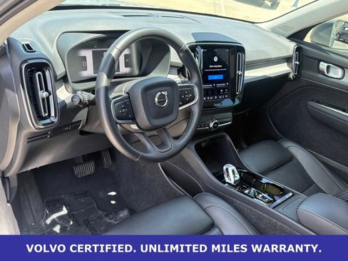 Certified 2025 Volvo XC40 B5 Plus AWD/4WD image 16