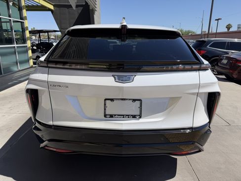 Used 2024 Cadillac Lyriq Sport RWD image 13