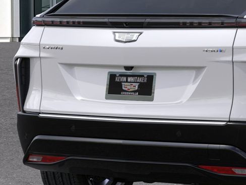 New 2025 Cadillac Lyriq Luxury w/ Nappa Leather Package image 38