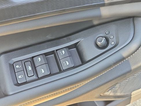 New 2025 Jeep Grand Cherokee Altitude RWD image 13