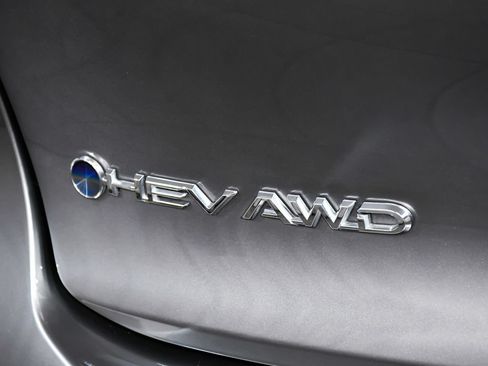 Used 2024 Toyota Crown AWD/4WD image 84
