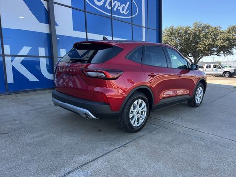 New 2026 Ford Escape Active image 6