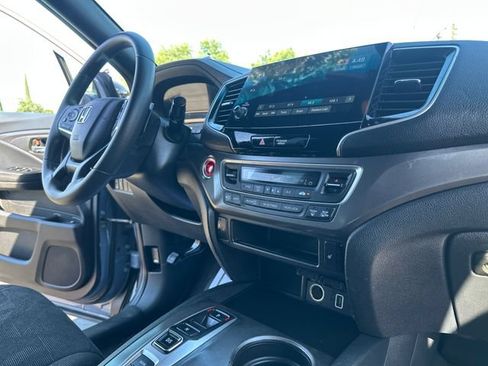 Used 2022 Honda Pilot Sport image 27