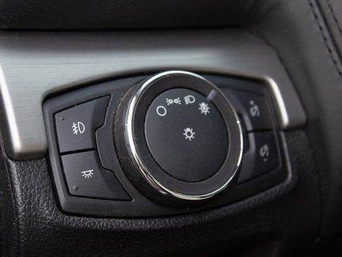 Used 2018 Ford Explorer Platinum image 36