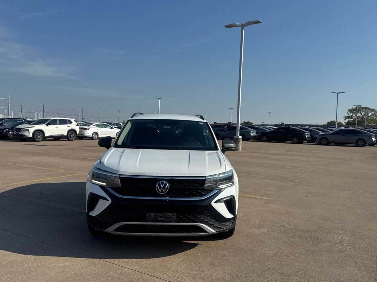 Used 2022 Volkswagen Taos S FWD image 5