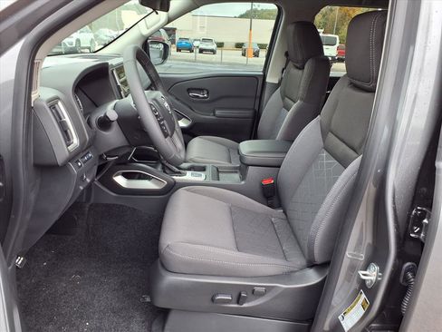 New 2026 Nissan Frontier SV w/ SV Convenience Package image 12
