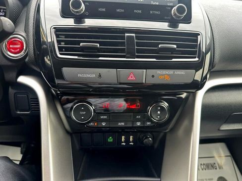 Used 2024 Mitsubishi Eclipse Cross LE image 14